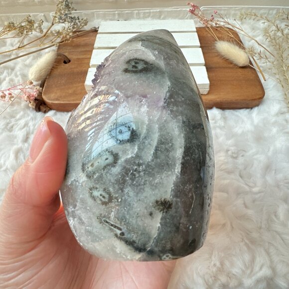 Gorgeous Amethyst Flame | Amethyst Crystal Cluster - Picture 6 of 10